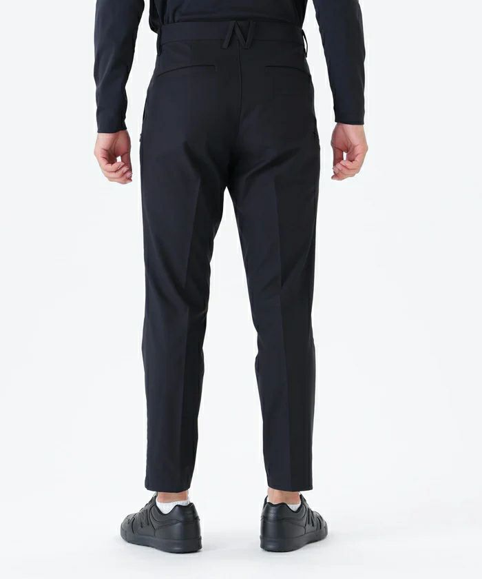 ニューバランスゴルフのパンツ