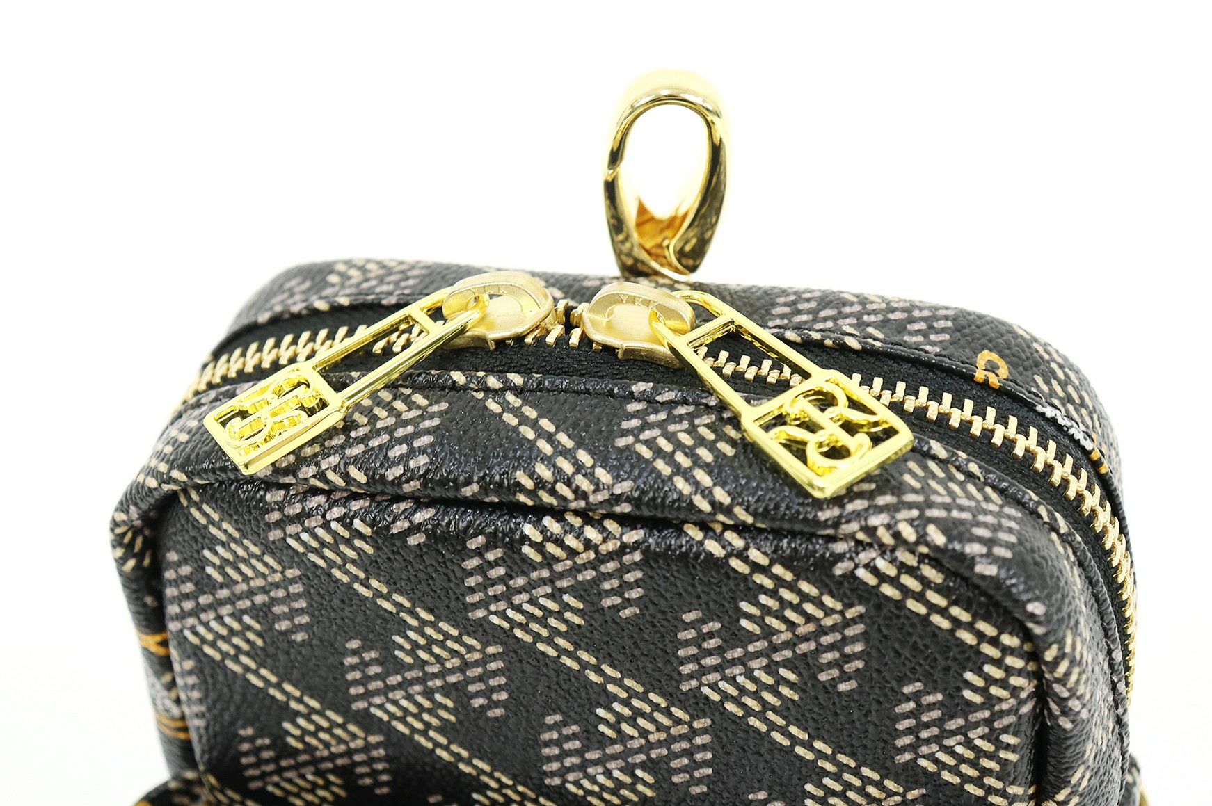 レザレクションのカートバッグ