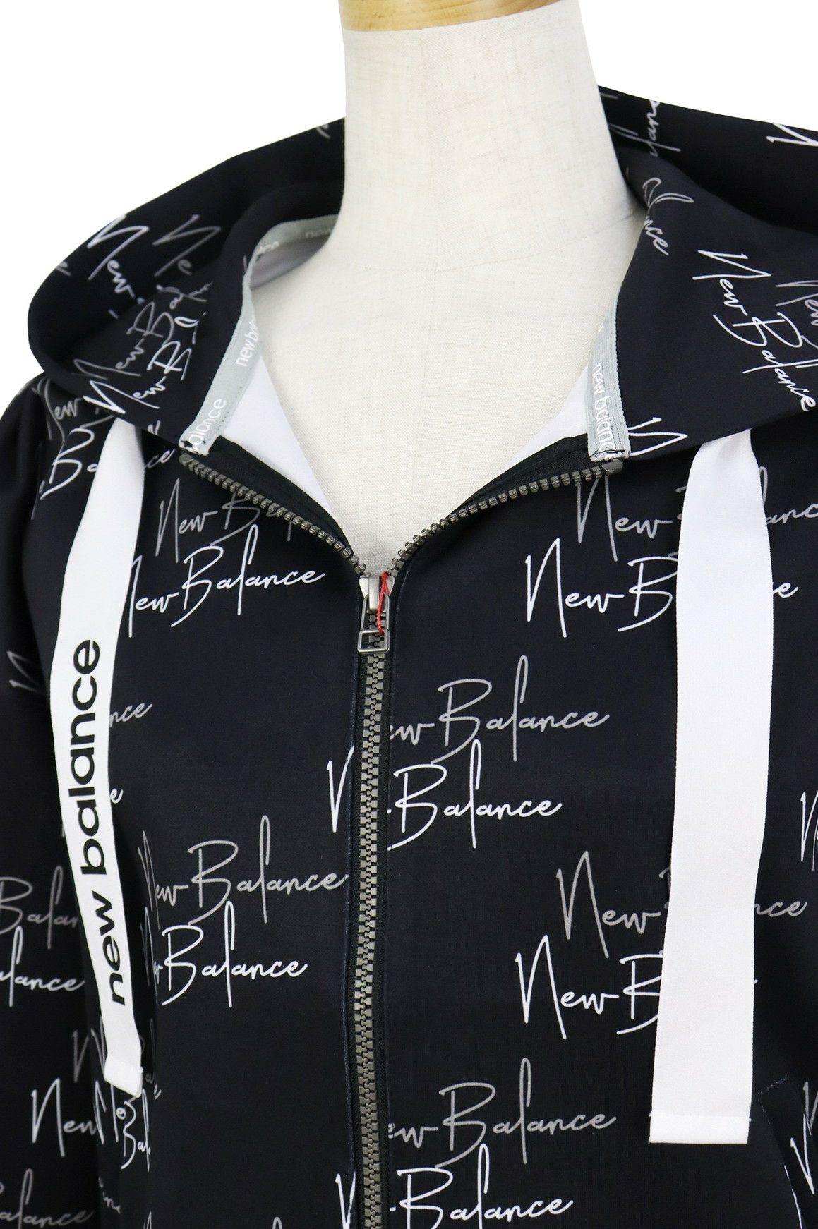 ニューバランスゴルフのブルゾン