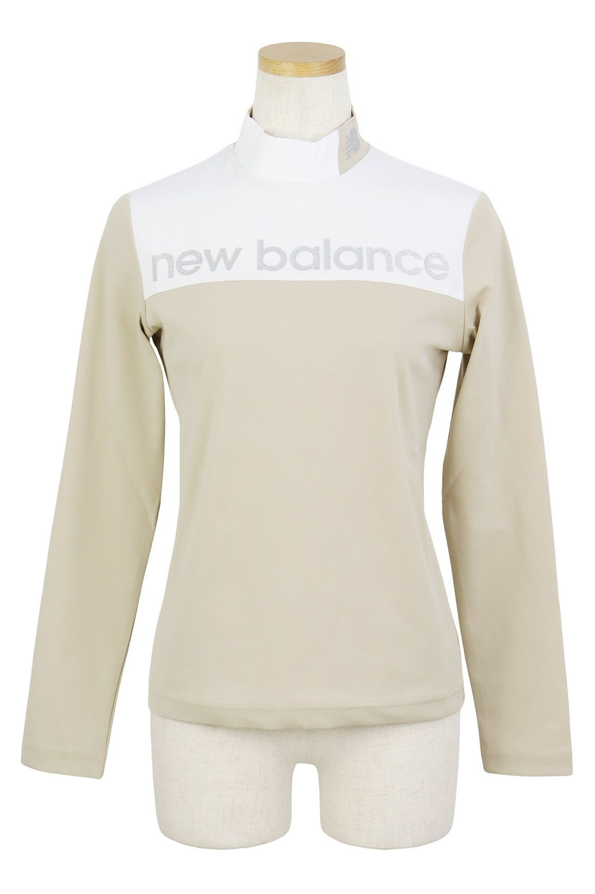ニューバランスゴルフのハイネックシャツ