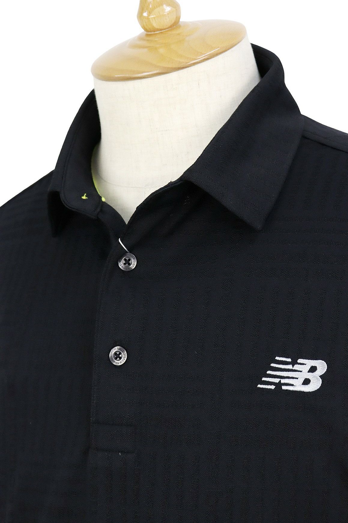 ニューバランスゴルフのポロシャツ