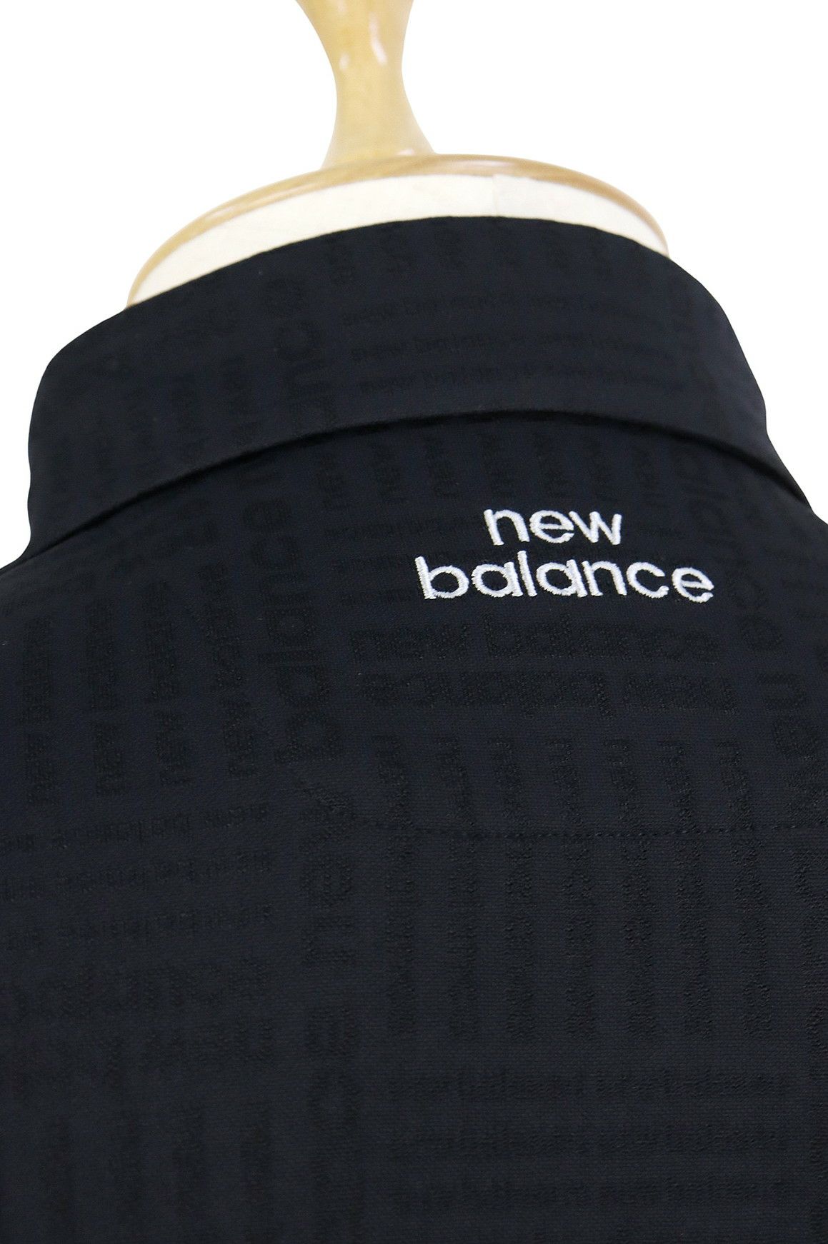 ニューバランスゴルフのポロシャツ