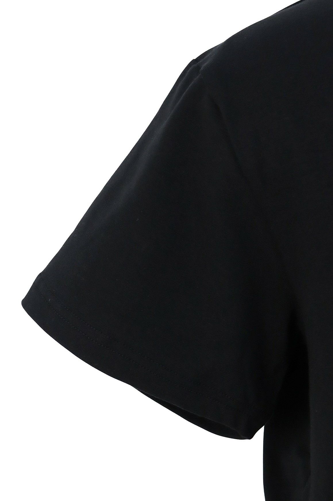 MUスポーツのハイネックシャツ