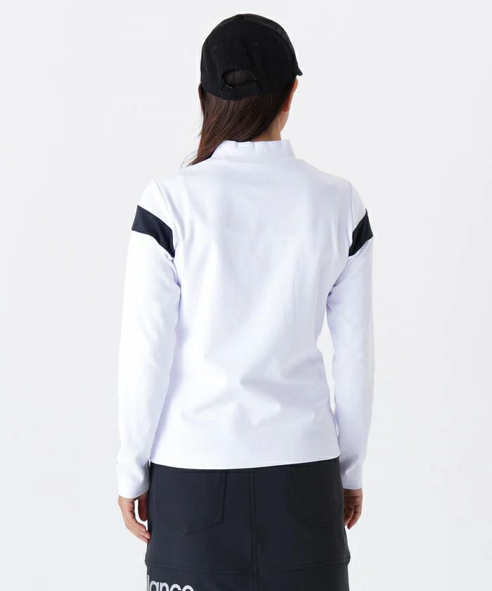 ニューバランスゴルフのハイネックシャツ