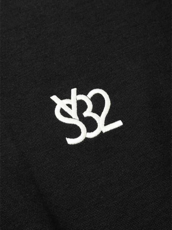 SY32のハイネックシャツ