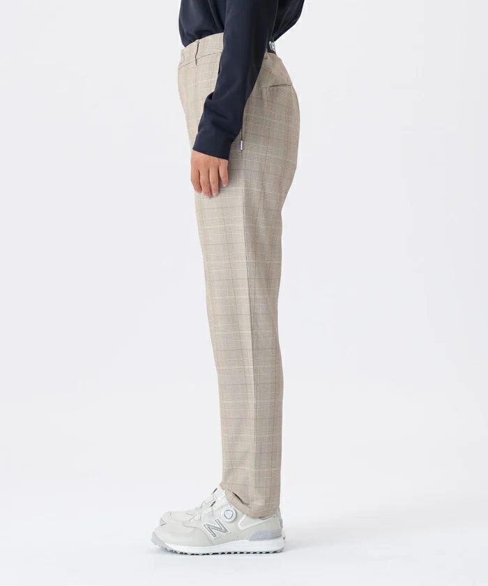 ニューバランスゴルフのパンツ