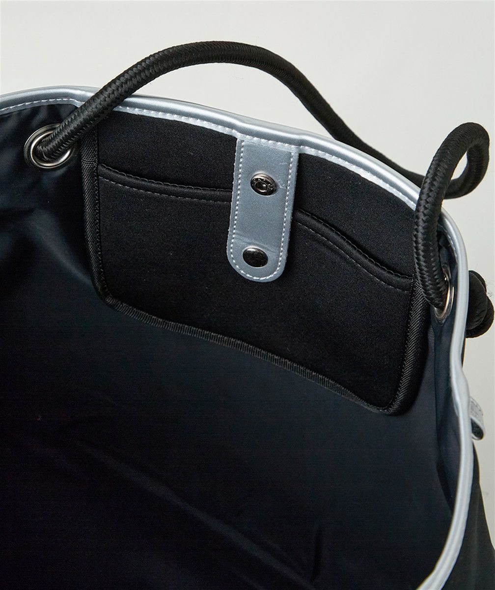 ダンスウィズドラゴンのトートバッグ