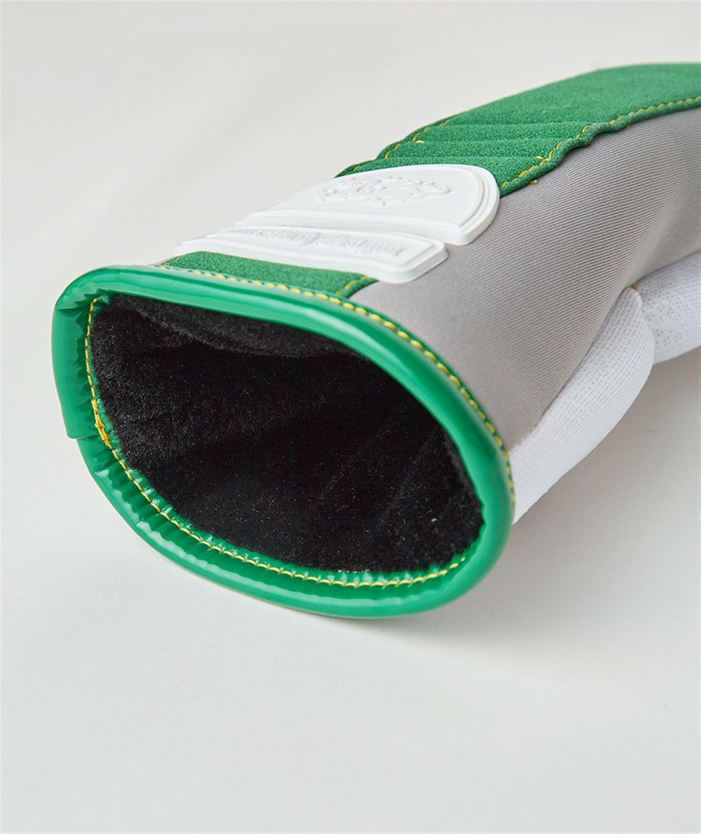 ダンスウィズドラゴンのヘッドカバー