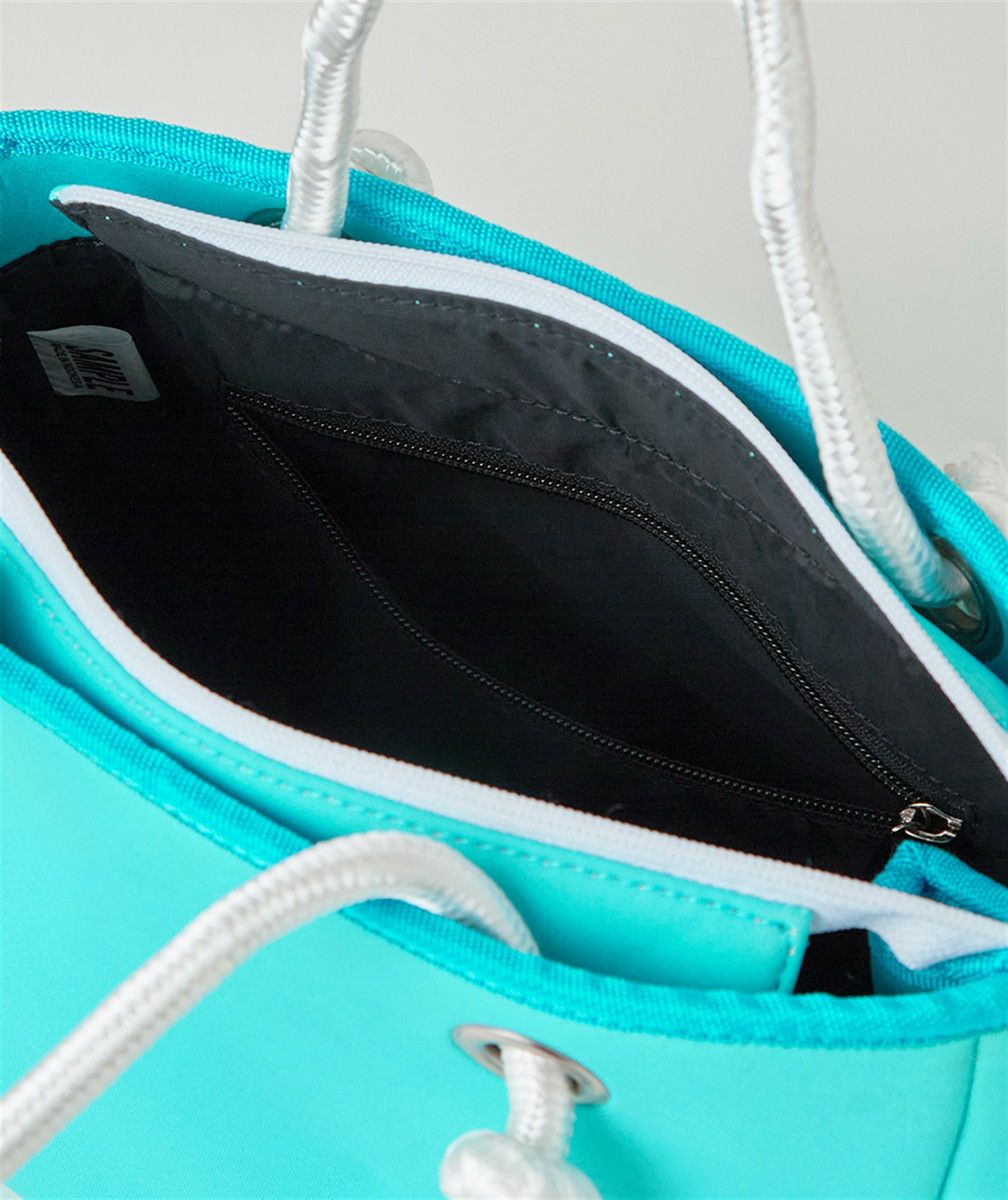 ダンスウィズドラゴンのカートバッグ