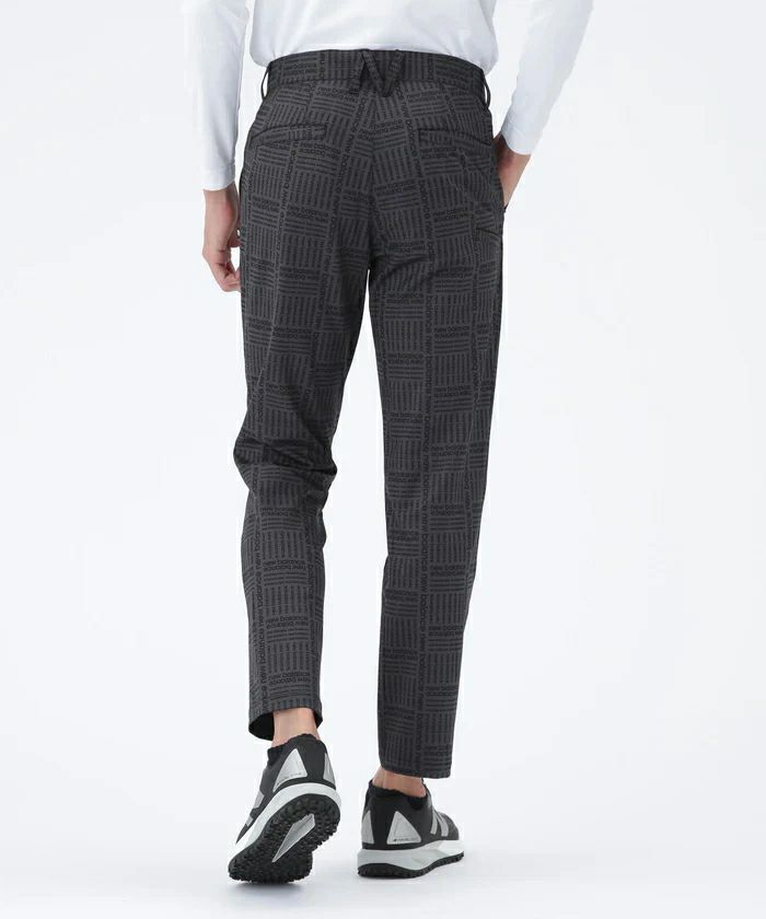 ニューバランスゴルフのパンツ