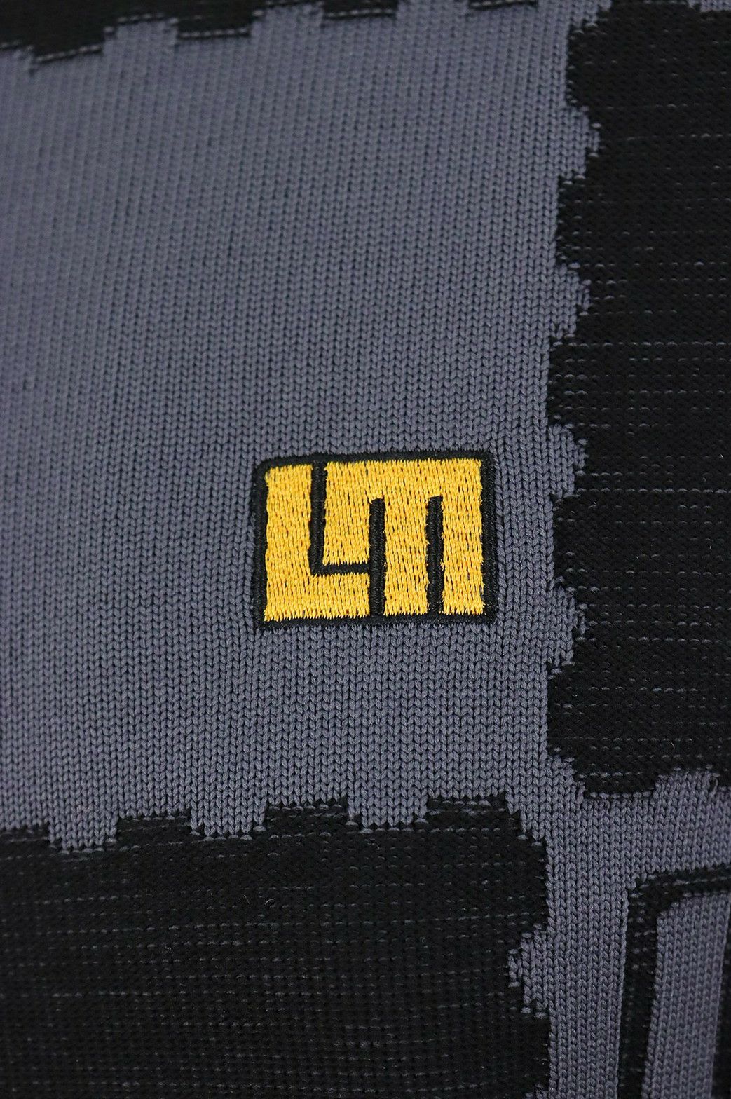 ラウドマウスのニットブルゾン