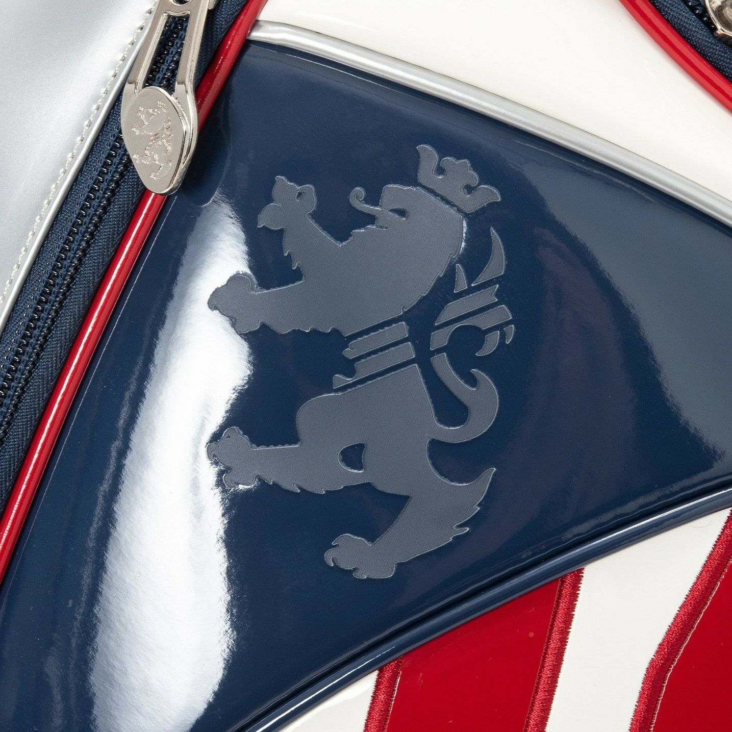 アドミラルゴルフのキャディバッグ