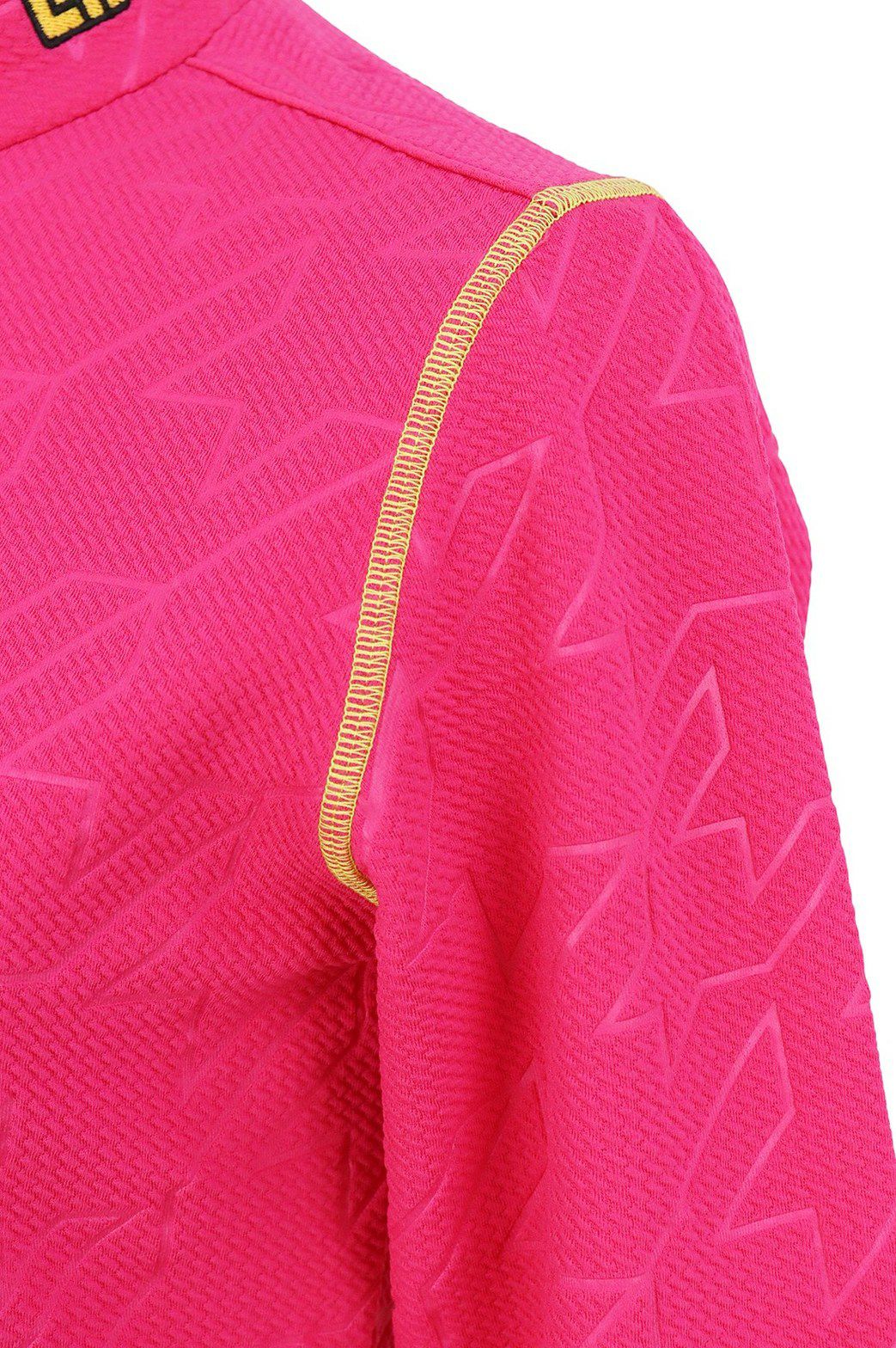 ラウドマウスのハイネックシャツ