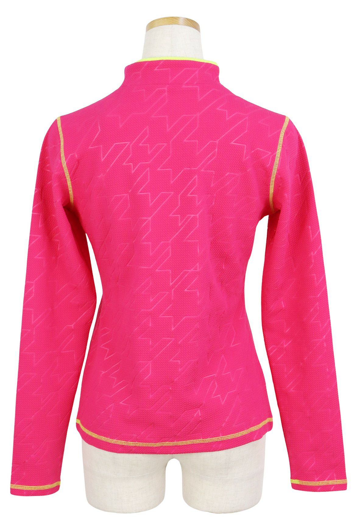 ラウドマウスのハイネックシャツ