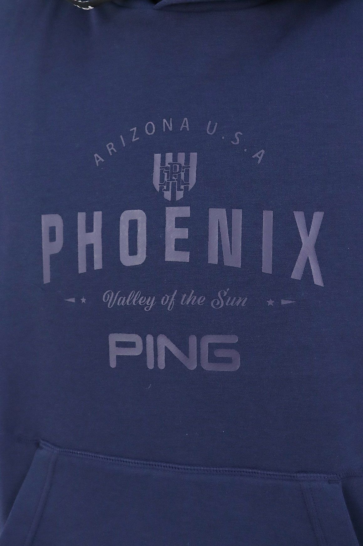 ピンのパーカー