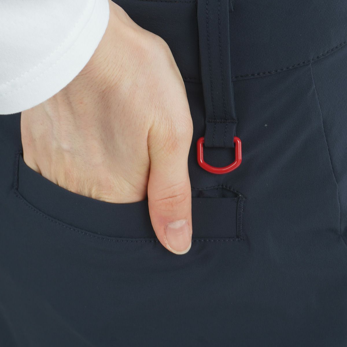 アドミラルゴルフのスカート