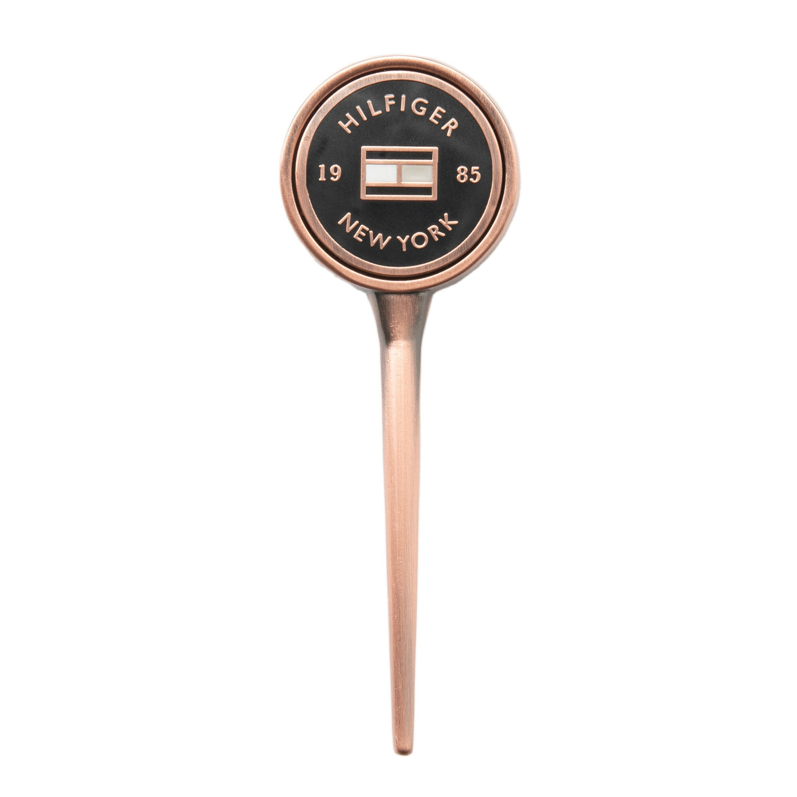 トミーヒルフィガーゴルフのグリーンフォーク