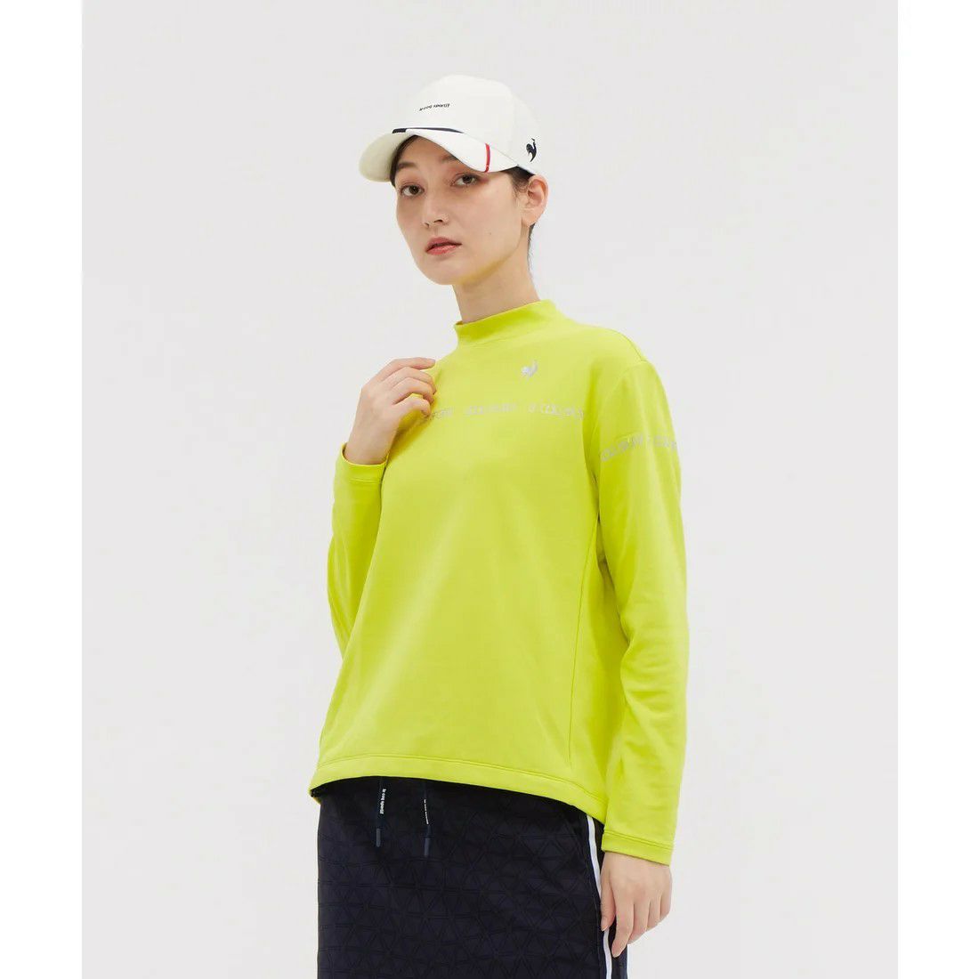 ルコックスポルティフゴルフのハイネックシャツ