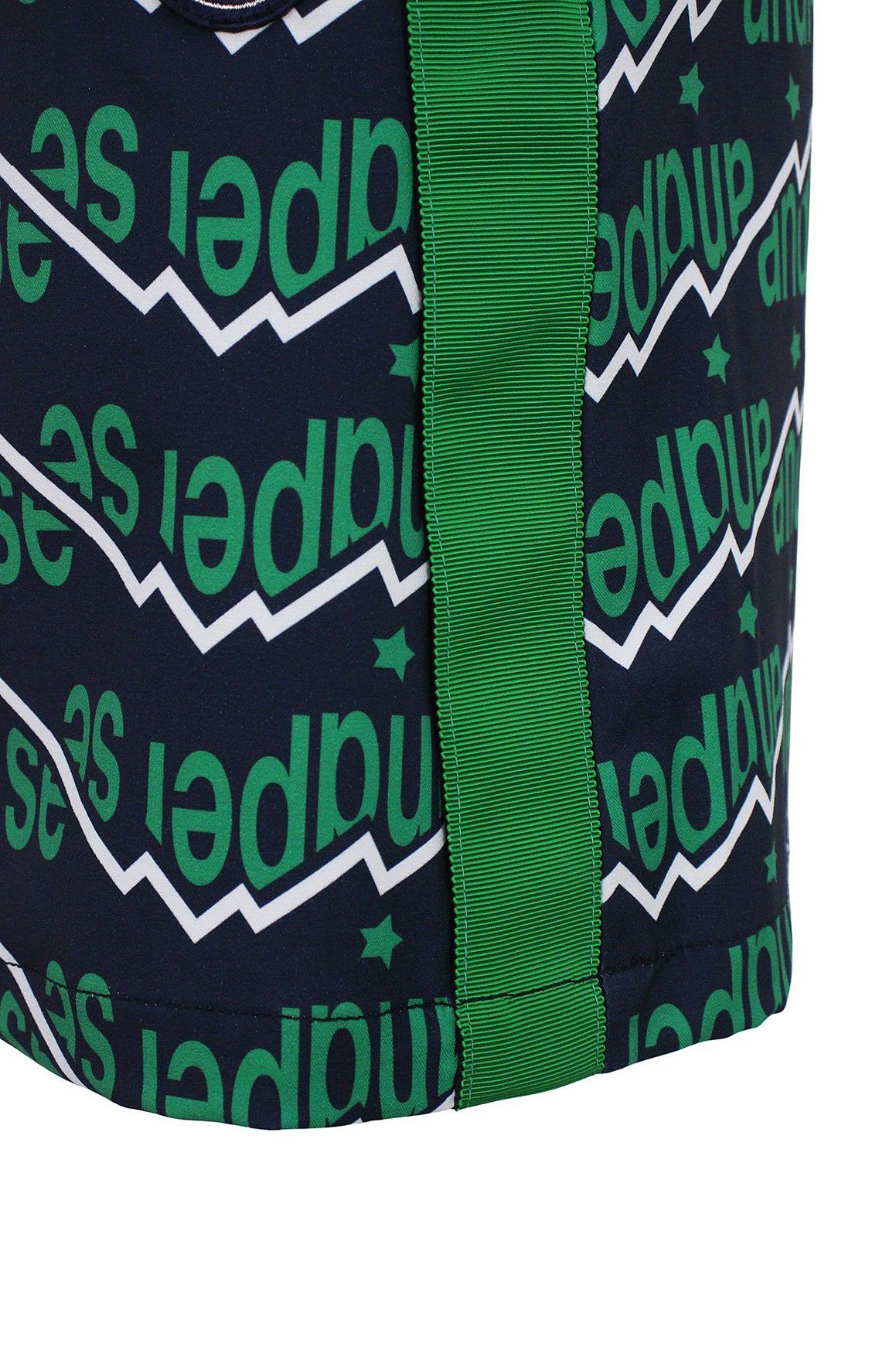 アンパスィのスカート