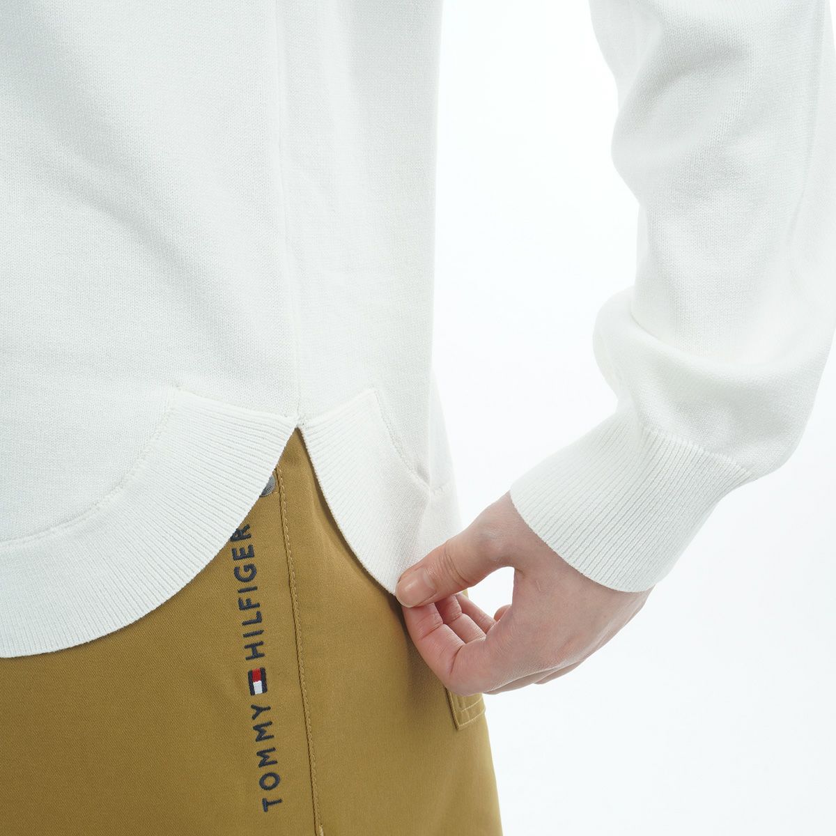 トミーヒルフィガーゴルフのセーター