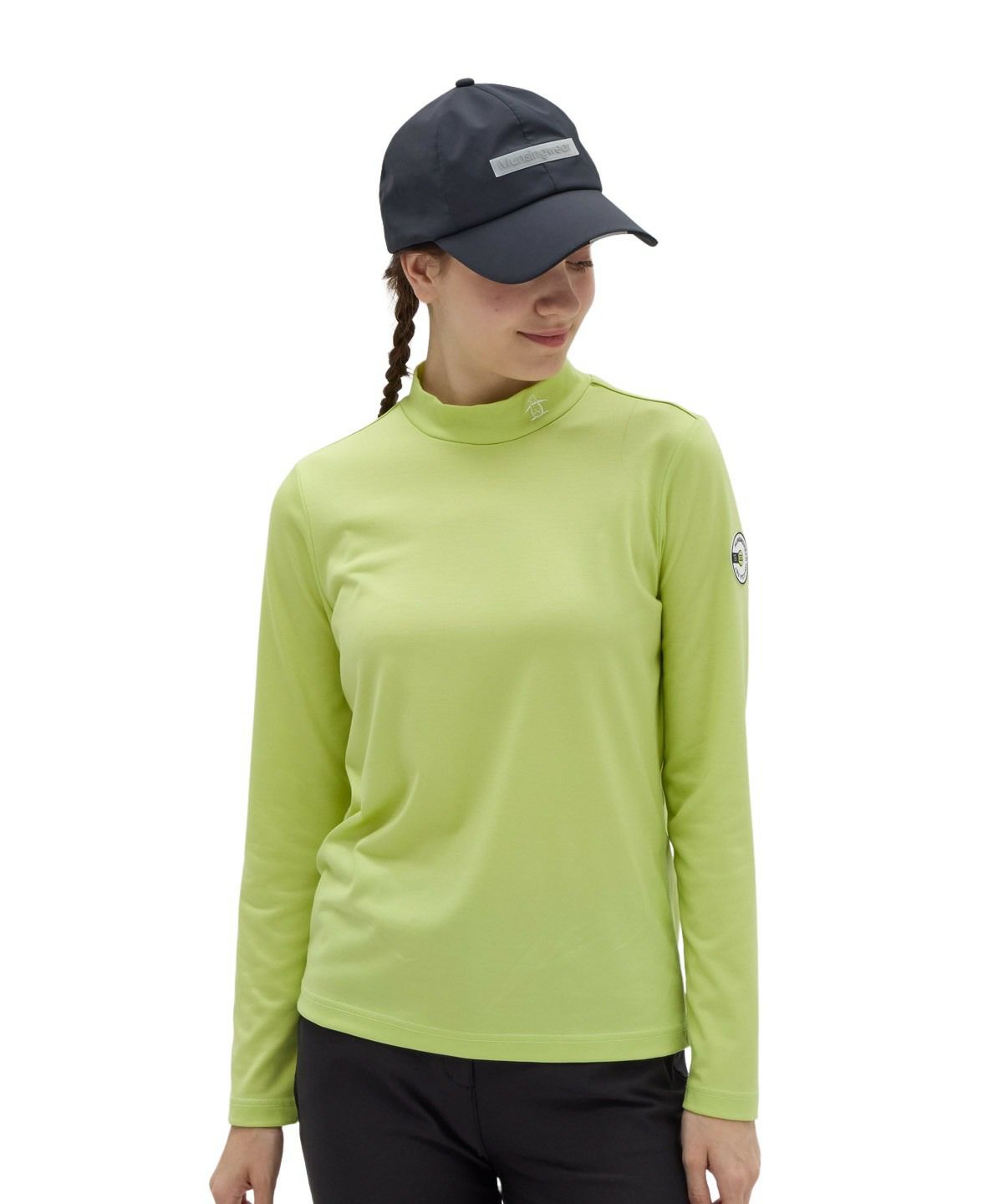 マンシングウェアのハイネックシャツ