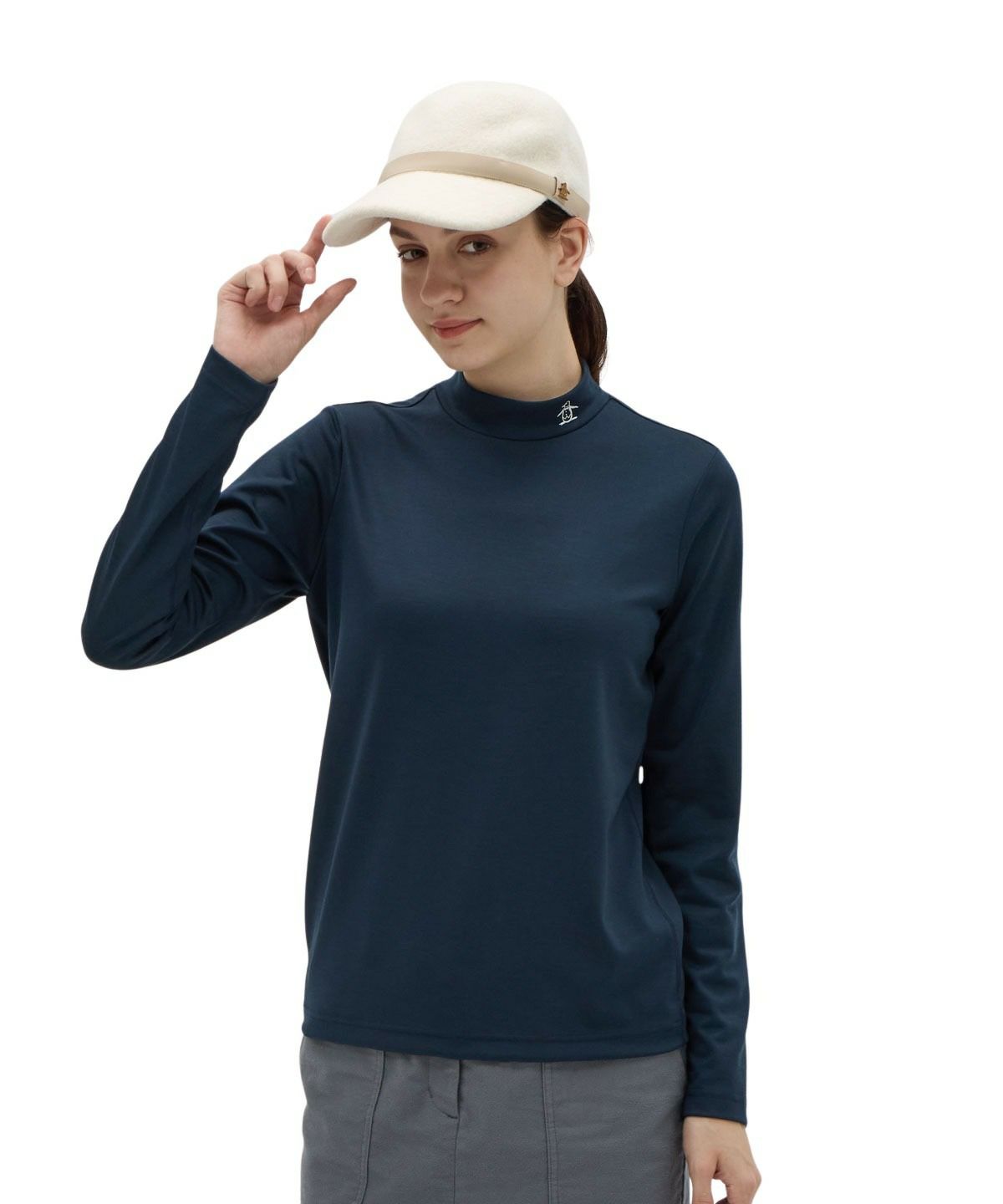 マンシングウェアのハイネックシャツ