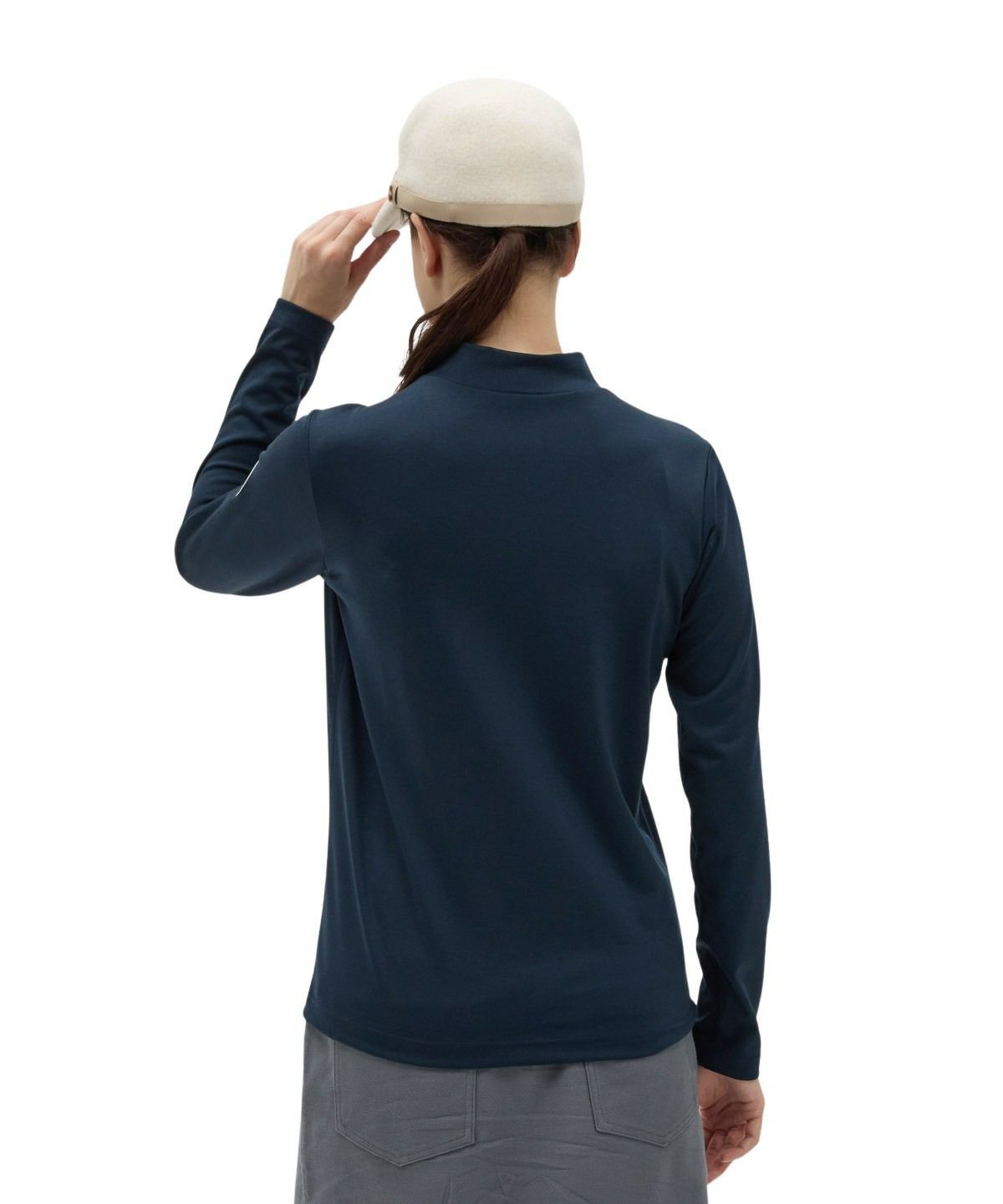 マンシングウェアのハイネックシャツ