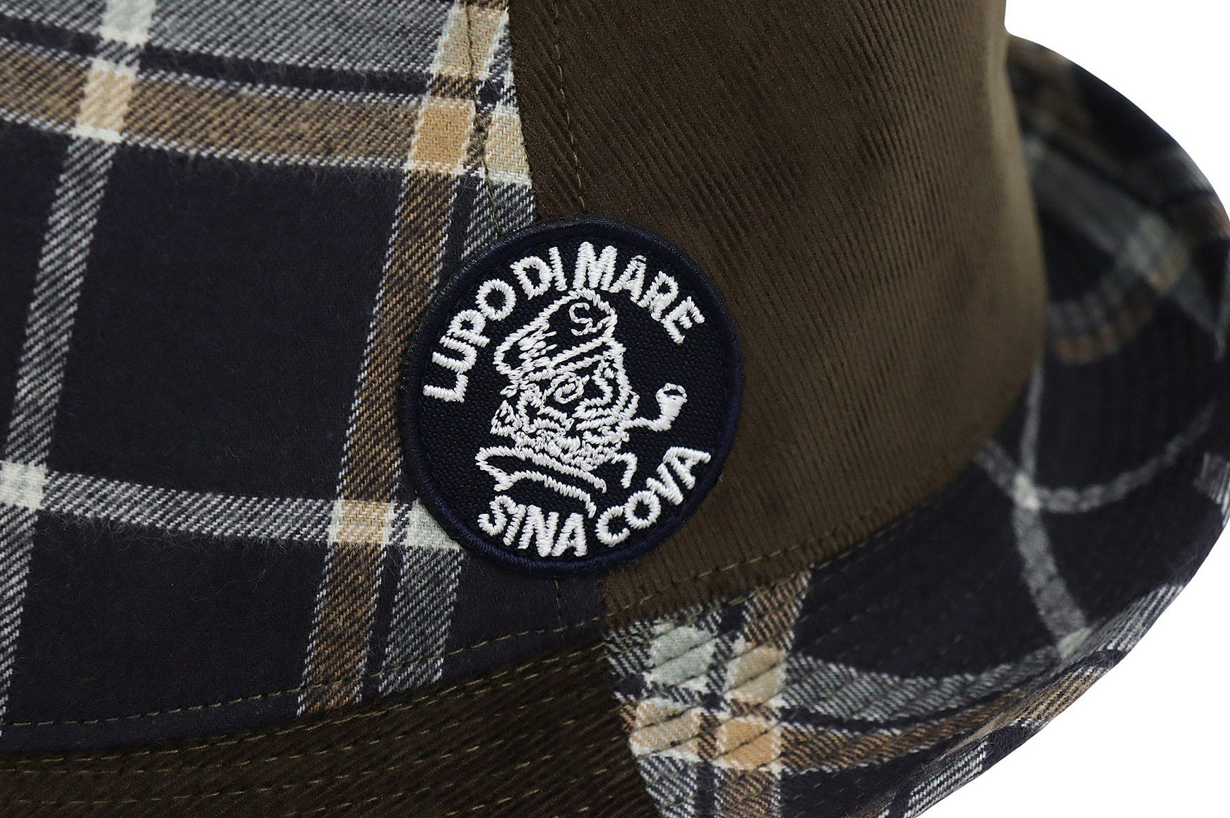 シナコバのハット