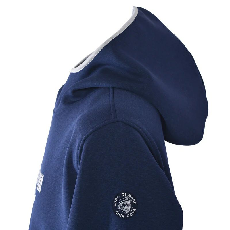 シナコバのパーカー