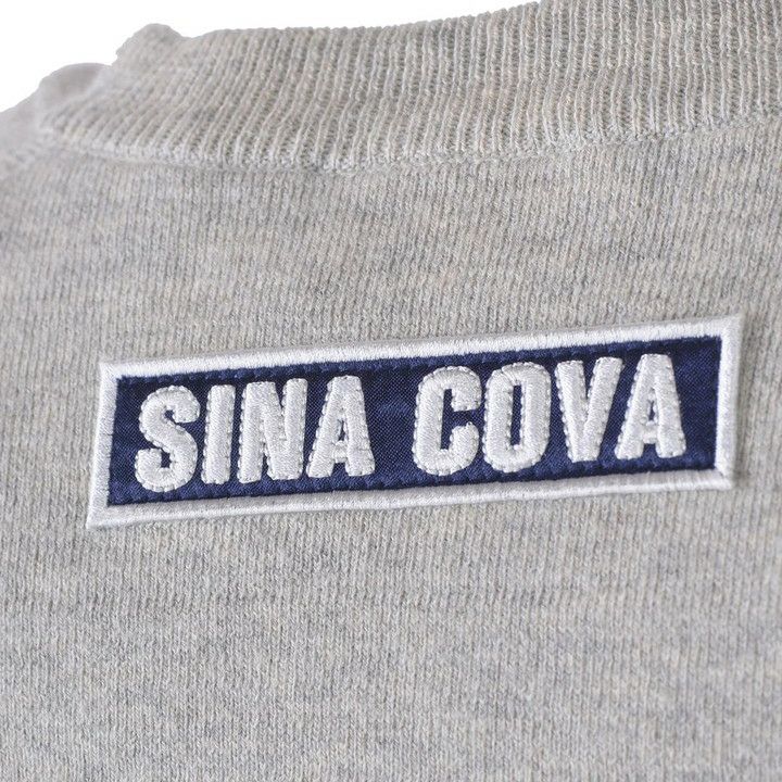 シナコバのセーター