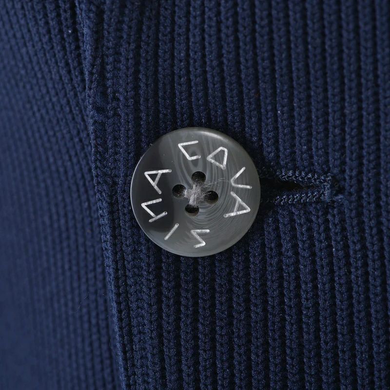 シナコバのジャケット