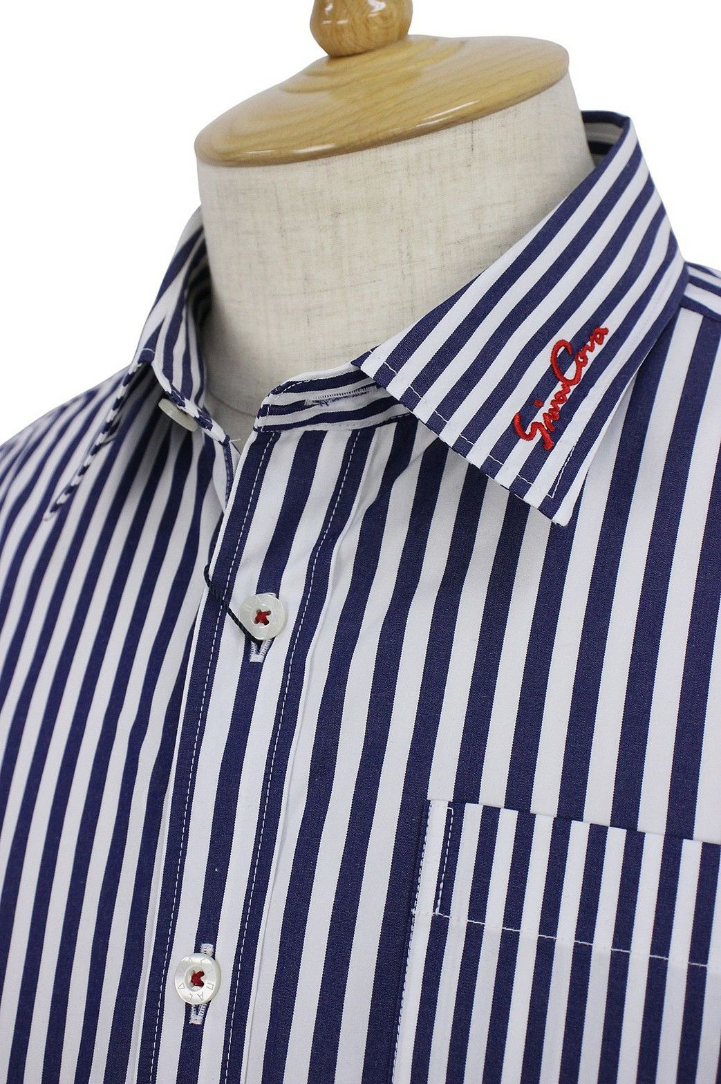 シナコバのカジュアルシャツ