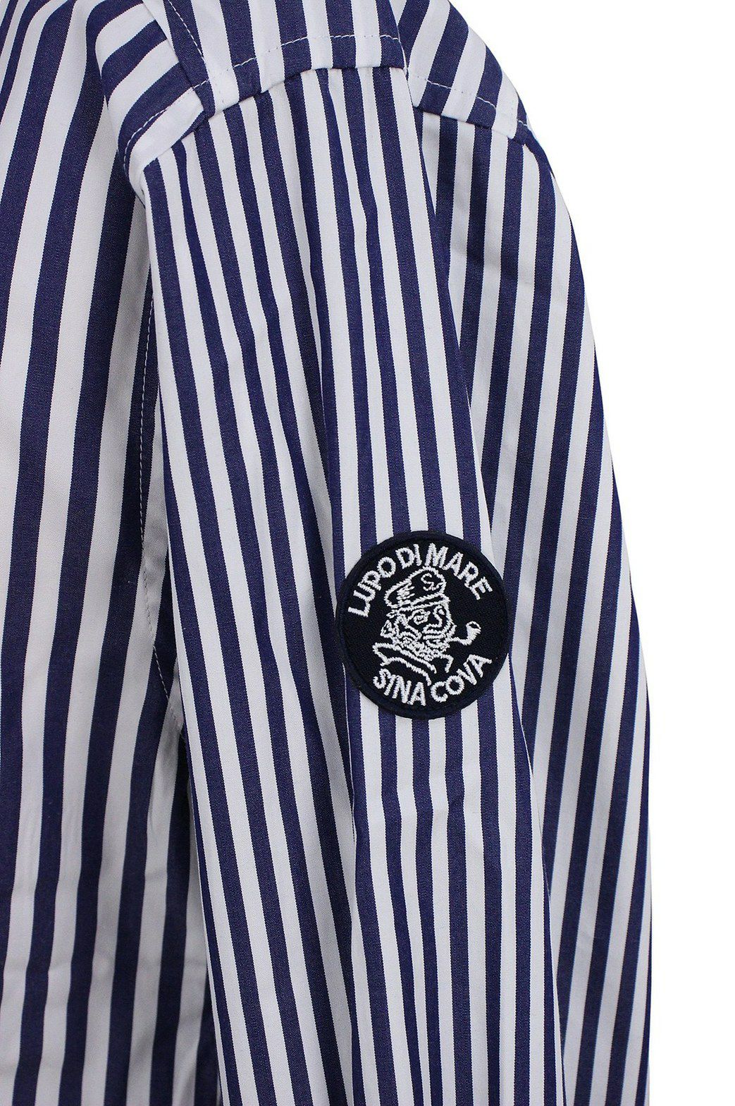 シナコバのカジュアルシャツ