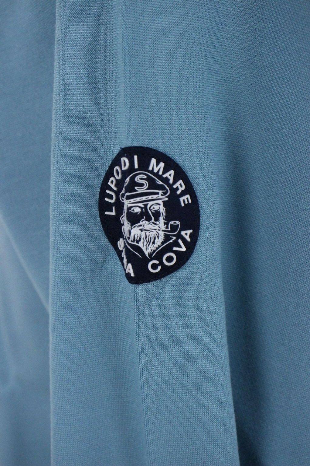 シナコバのトレーナー