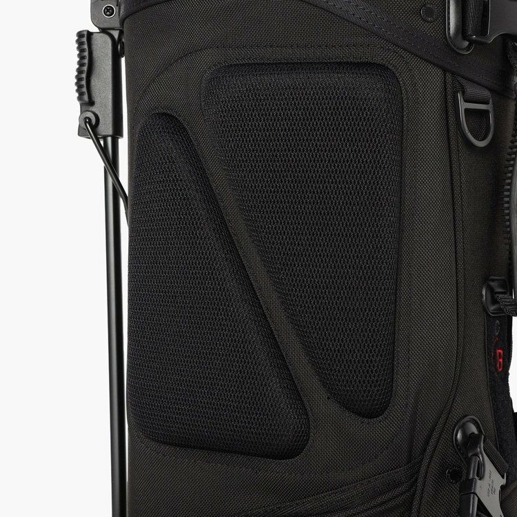 ブリーフィングゴルフのキャディバッグ