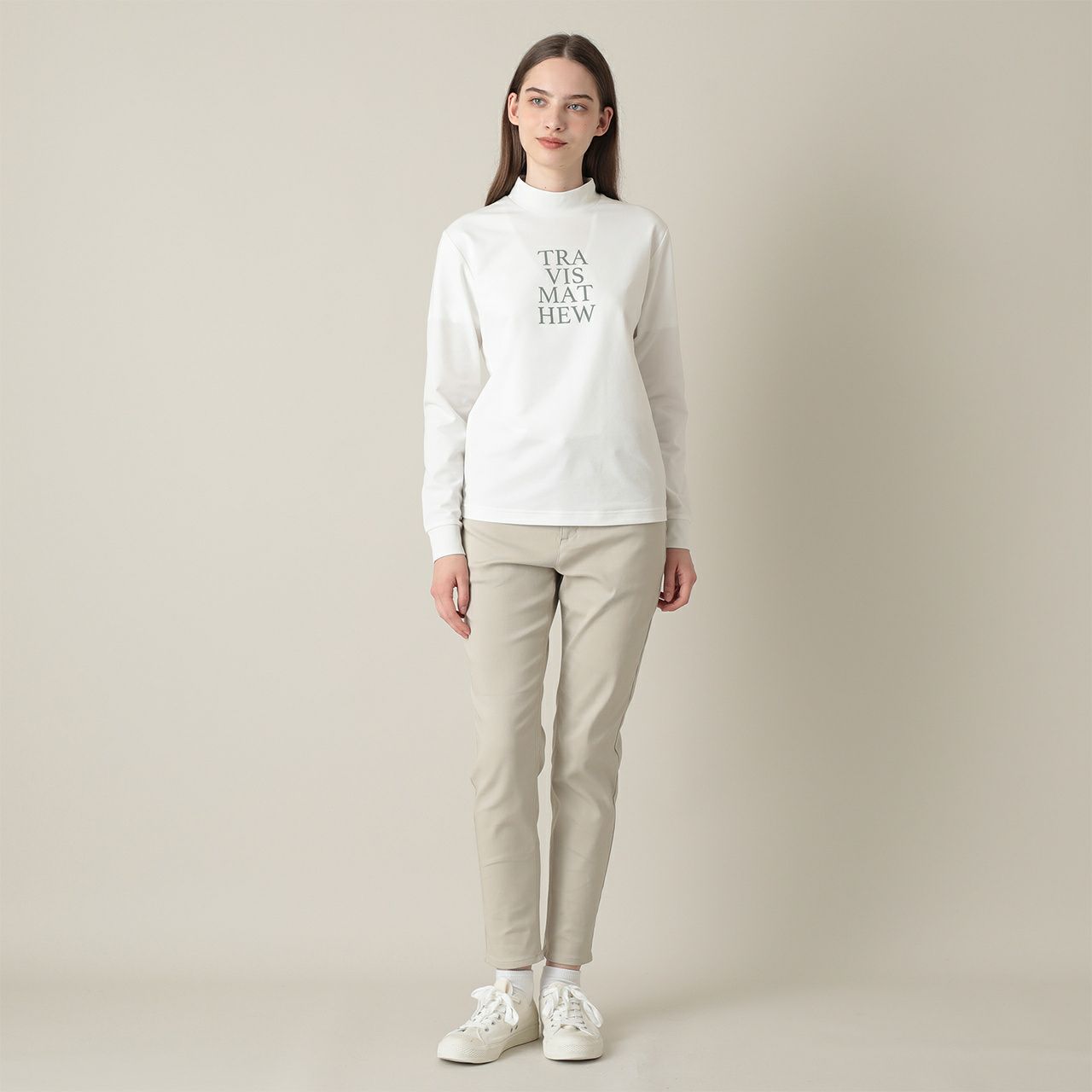 トラヴィスマシューのロングパンツ