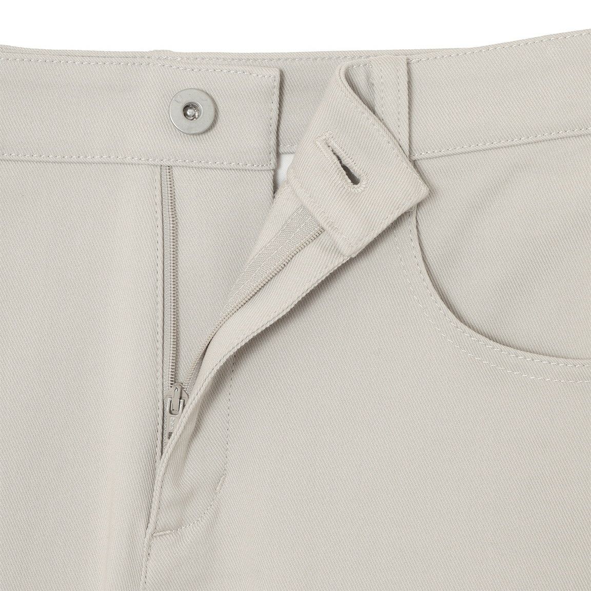 トラヴィスマシューのロングパンツ