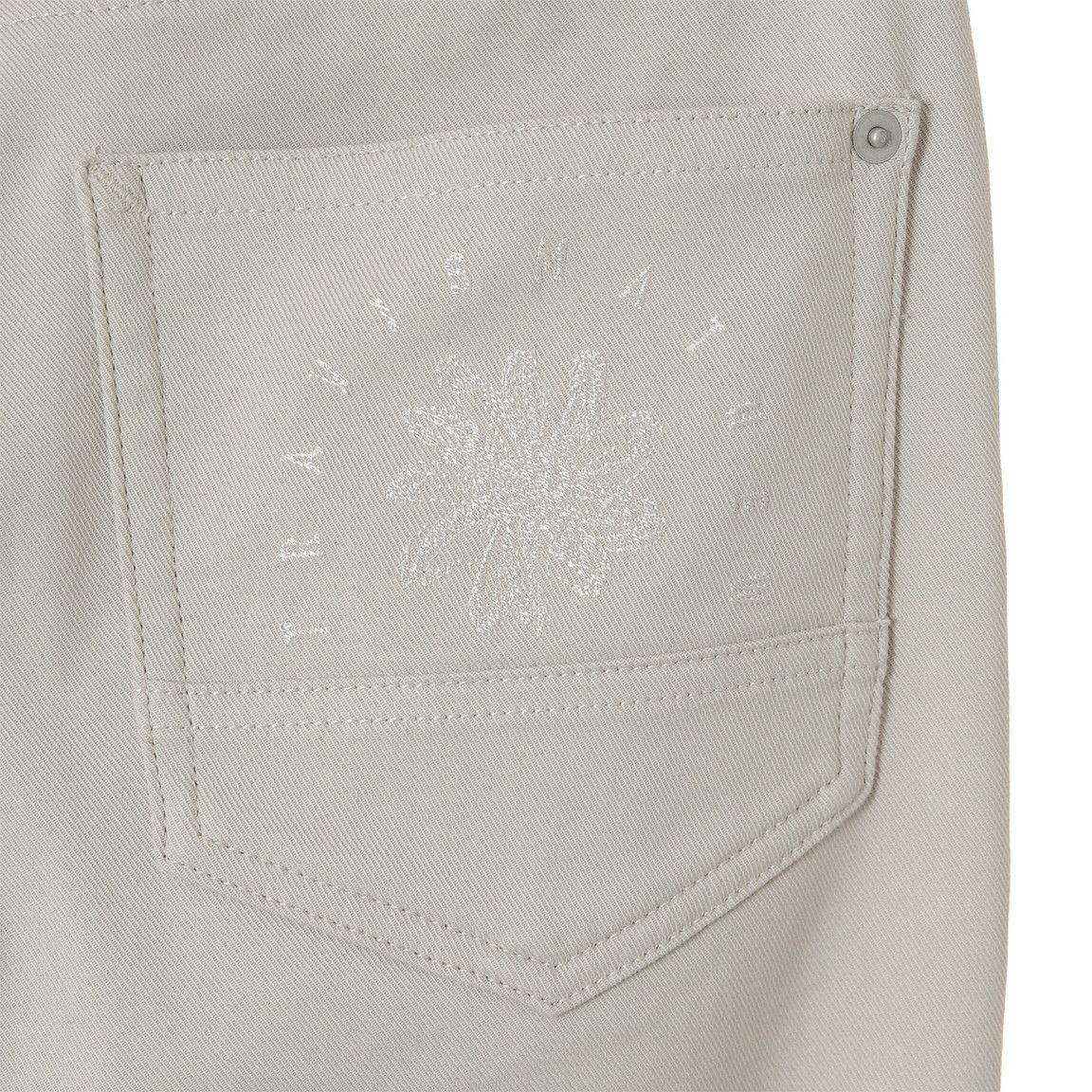 トラヴィスマシューのロングパンツ