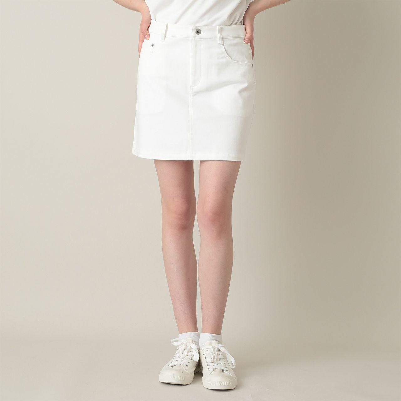 トラヴィスマシューのスカート