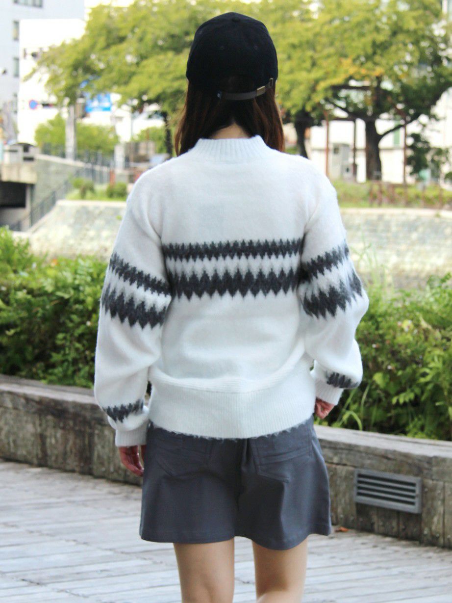 トラヴィスマシューのスカート