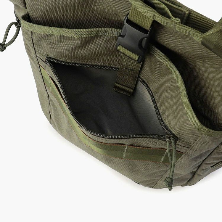 ブリーフィングゴルフのトートバッグ