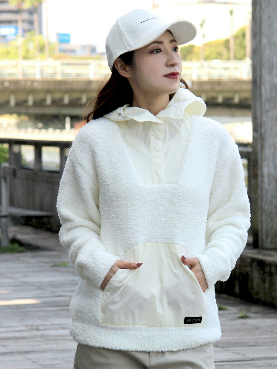 トラヴィスマシューのセーター