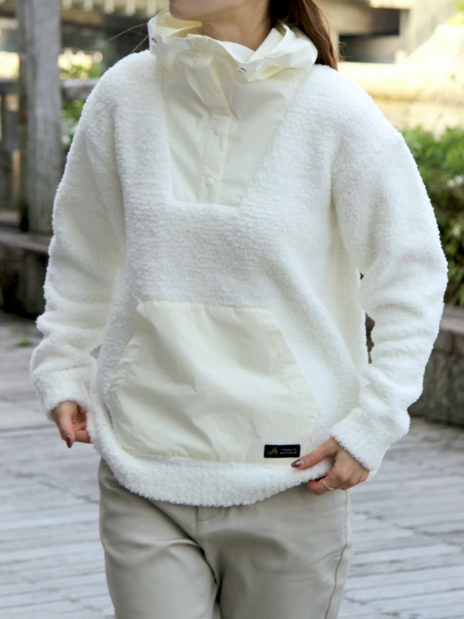 トラヴィスマシューのセーター