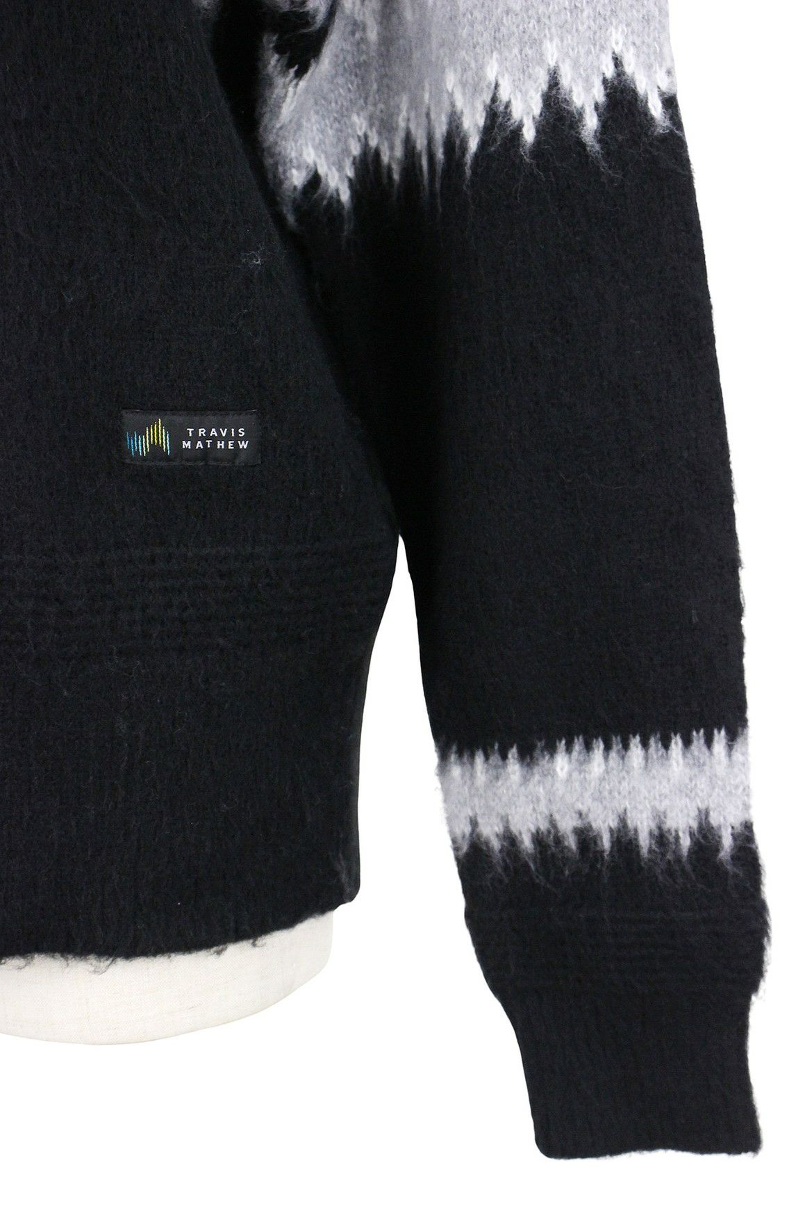 トラヴィスマシューのセーター