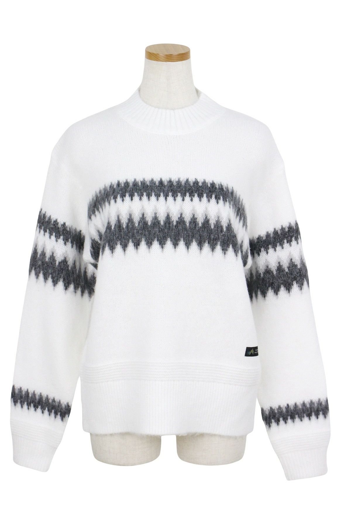 トラヴィスマシューのセーター