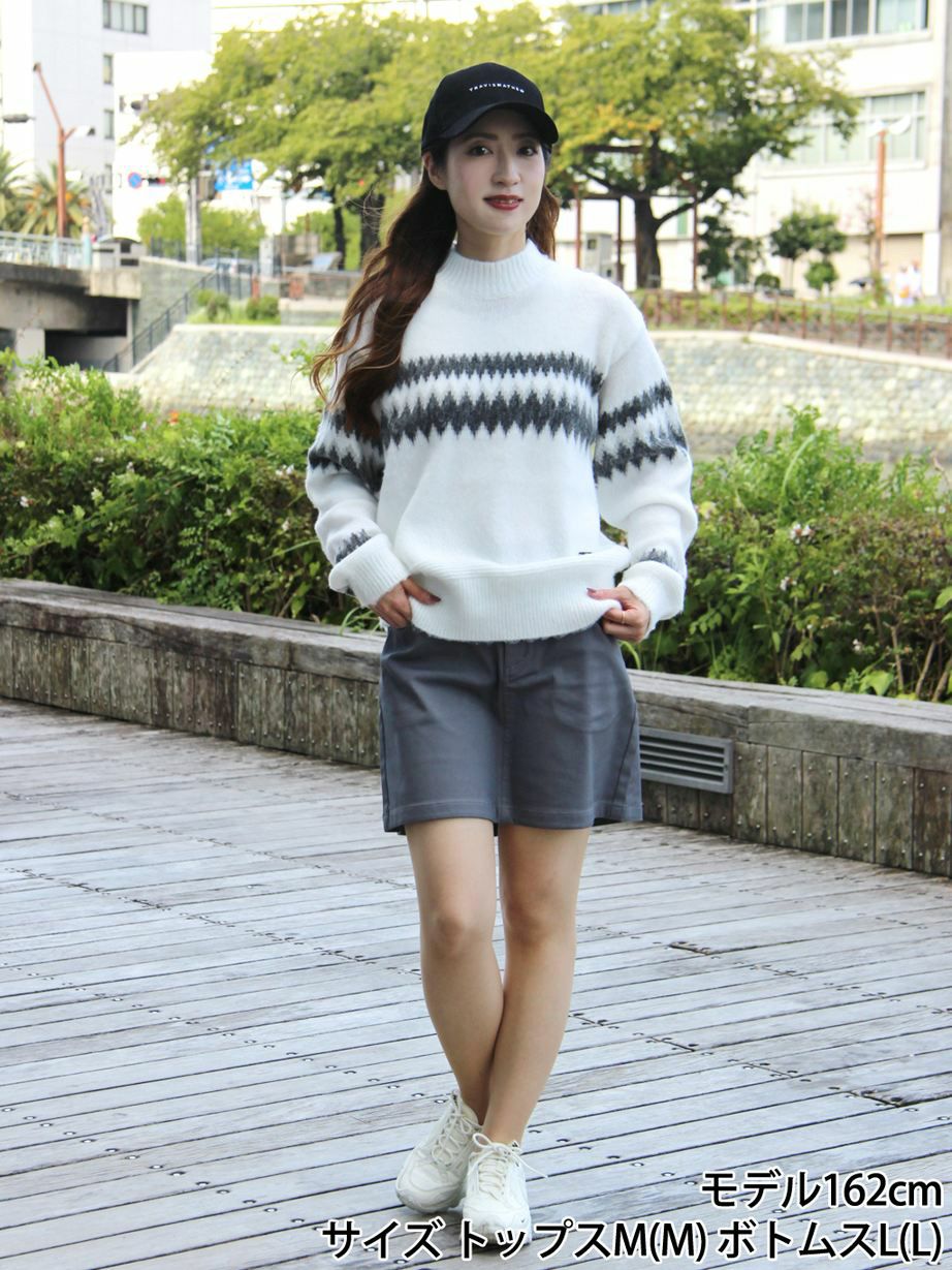 トラヴィスマシューのセーター