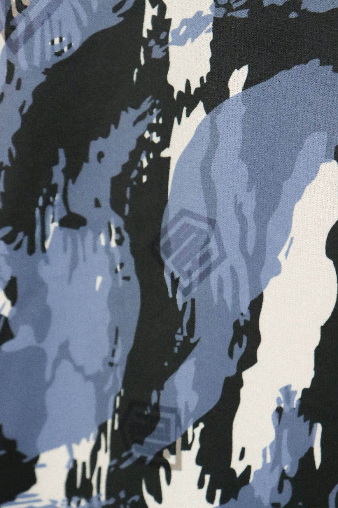 フィラのブルゾン