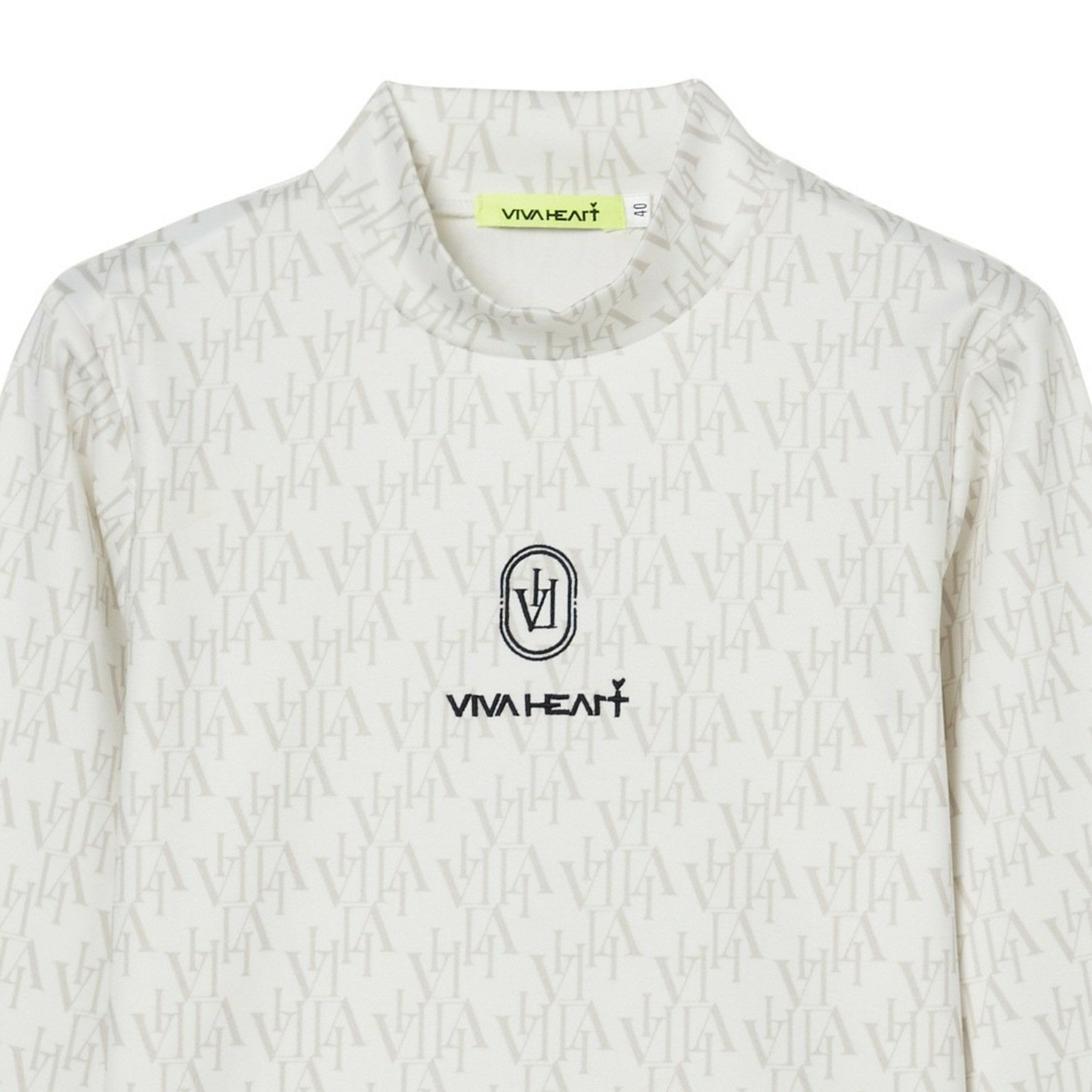 ビバハートのハイネックシャツ