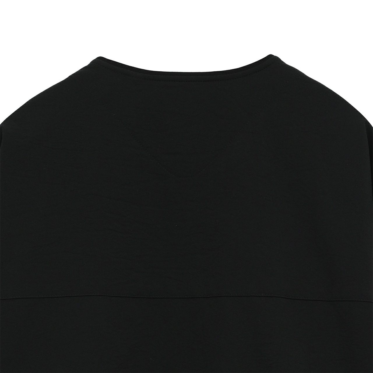 トラヴィスマシューのブルゾン