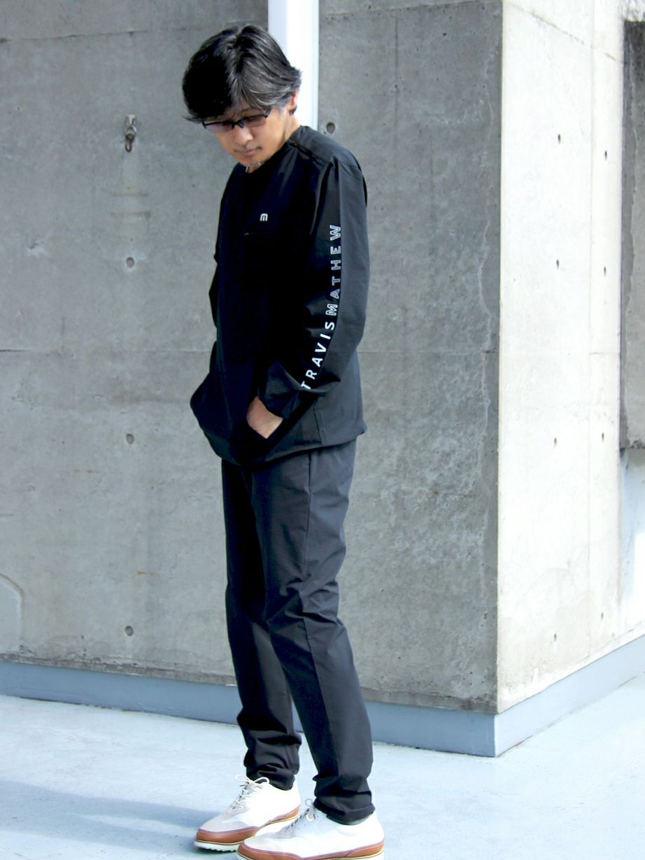 トラヴィスマシューのブルゾン